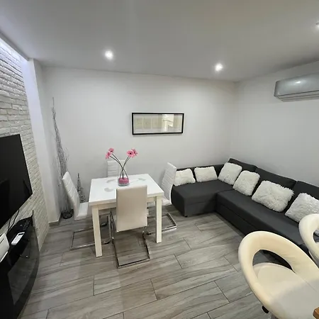 Apartamento Premium Ainsa Exterior photo